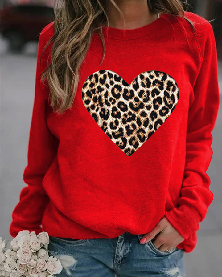 Stilla | Elegant Sweatshirt Med Leopardhjerte Print