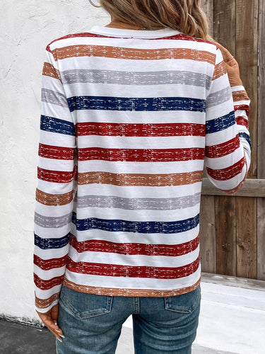 Stilla | Langærmet T-shirt Med Kontraststriber og V-udskæring