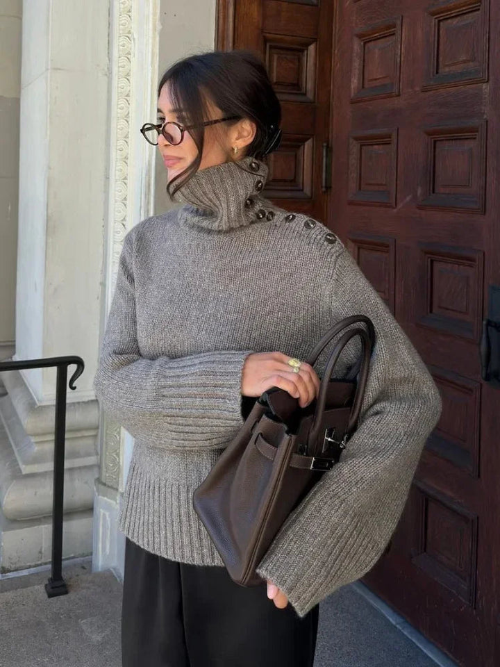 Stilla | Cozy Sweater med Knappet Ståkrave og Afslappet Pasform