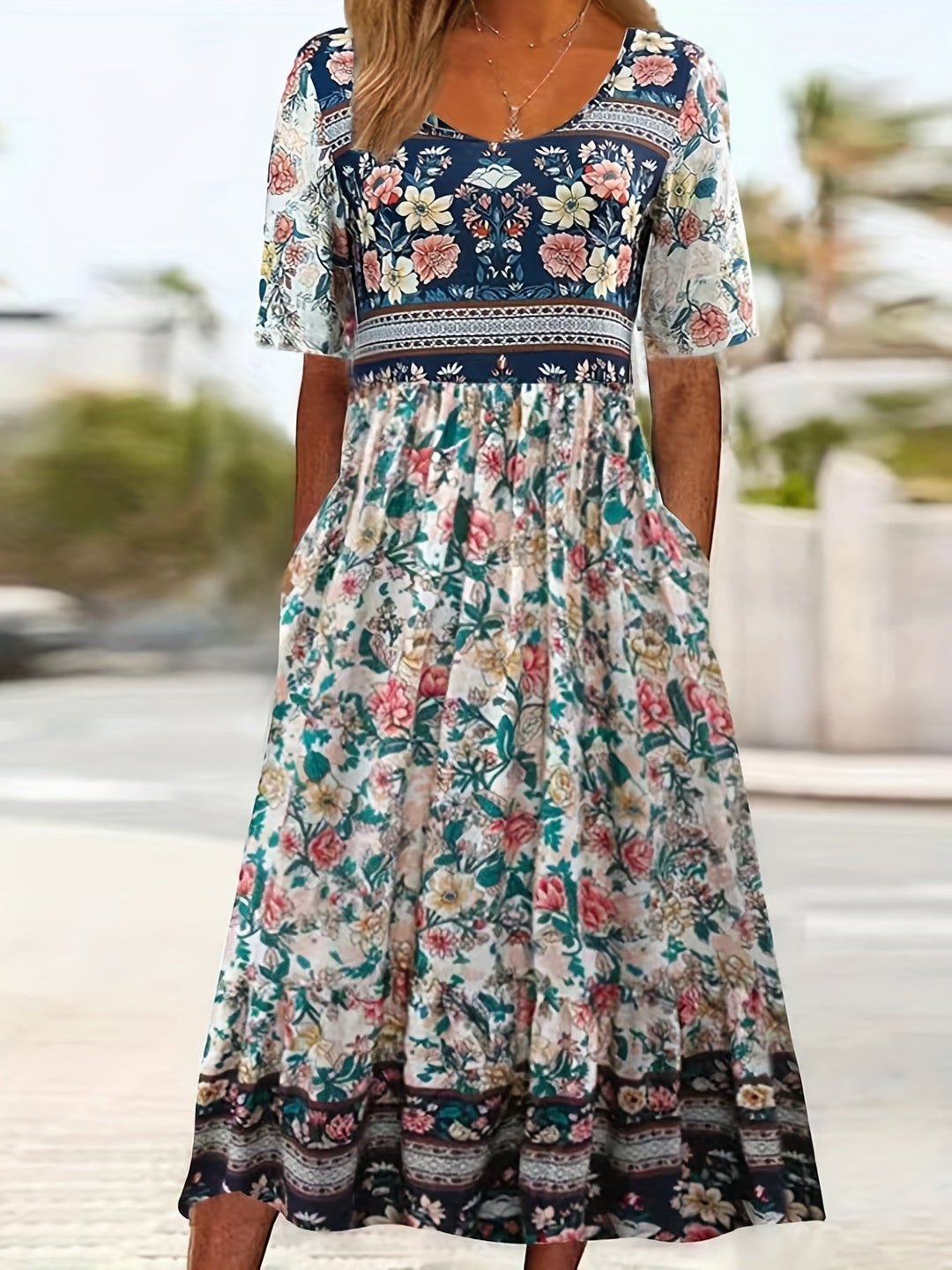 Stilla | Årgang Kjole Med Boho Blomsterprint, Høj Talje Og Korte Ærmer Til Kvinder