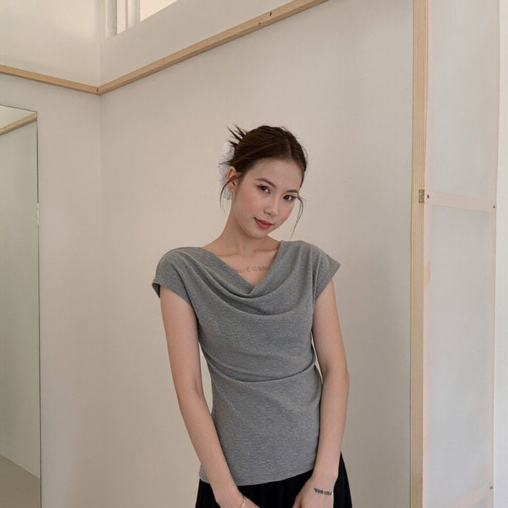 Dame kortærmet T-shirt med rynker slim fit