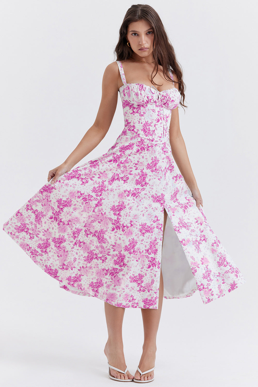 Stilla | Vintage Bodycon Kjole Med Blomster Mønster Og Talje