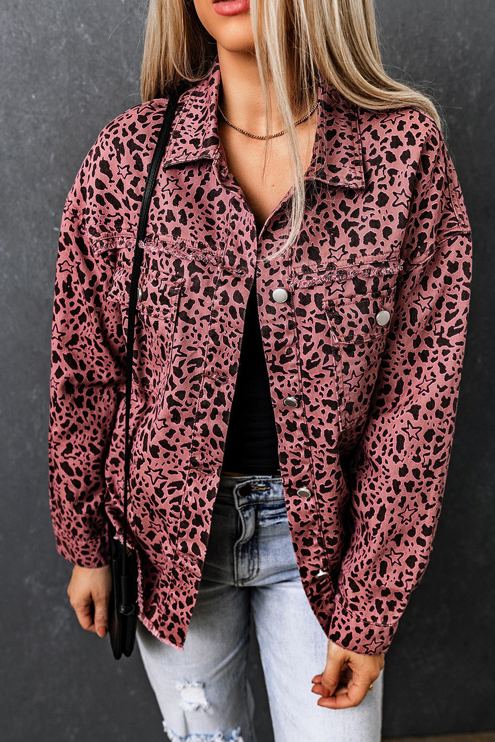 Stilla | Smart Jeansskjortejakke i Rosa Med Løveprint