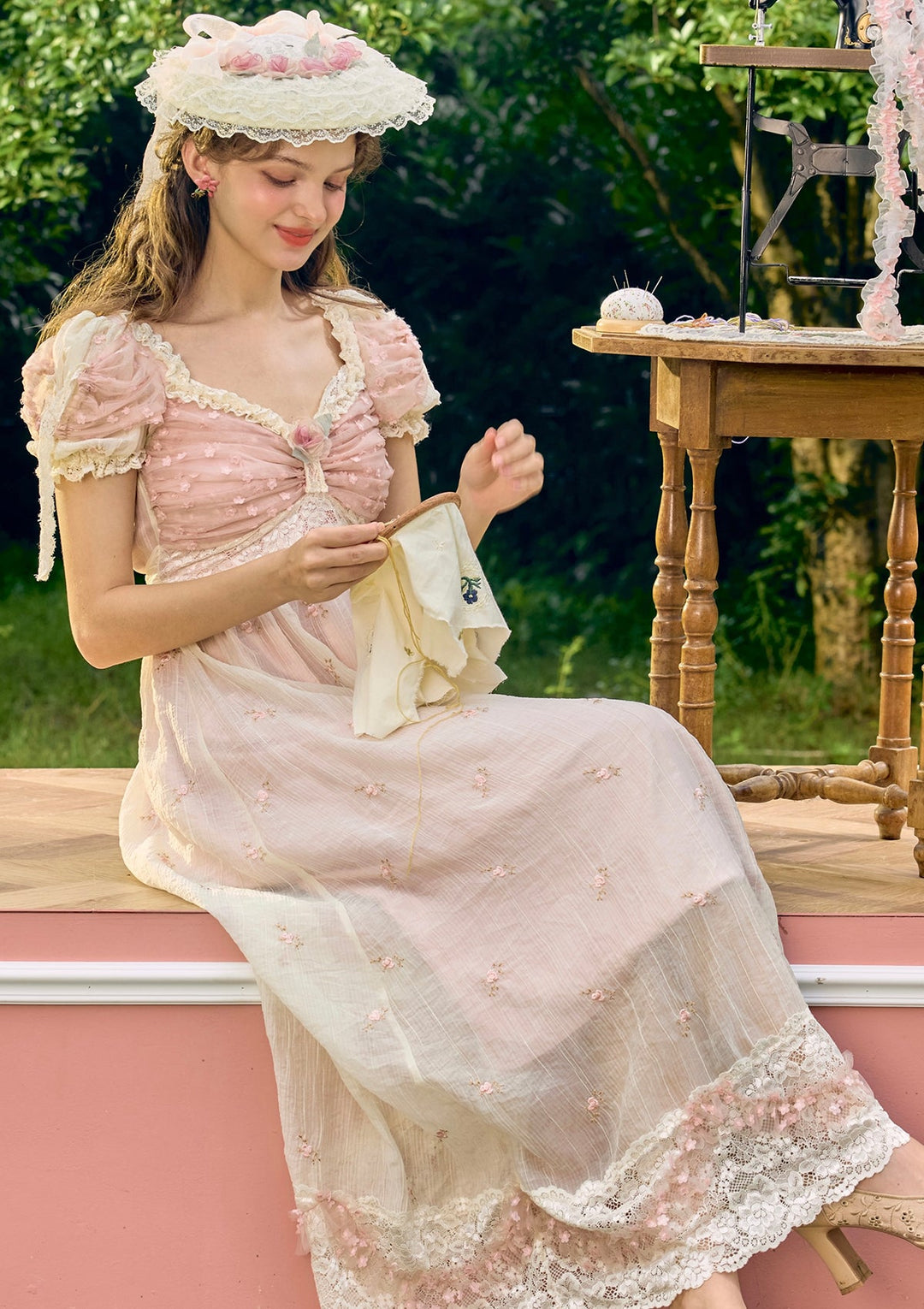 Stilla | Alice Regency Kjole