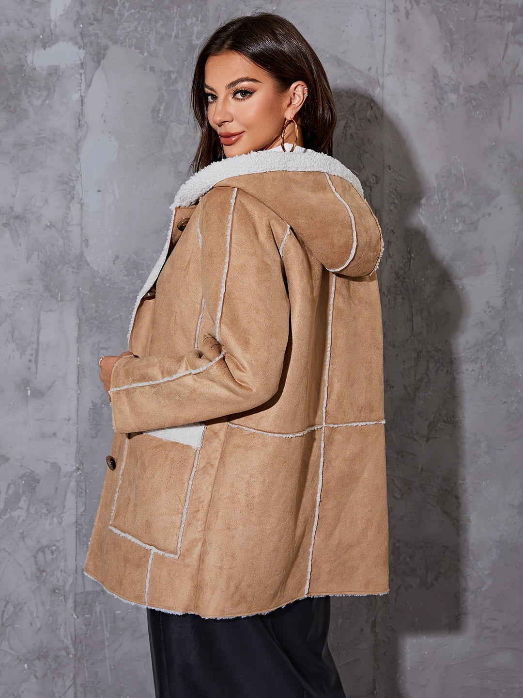 Stilla | Beige Fluffy Jakke