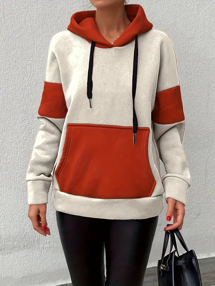 Stilla | Moderne bomulds hoodie med farveblokering-design