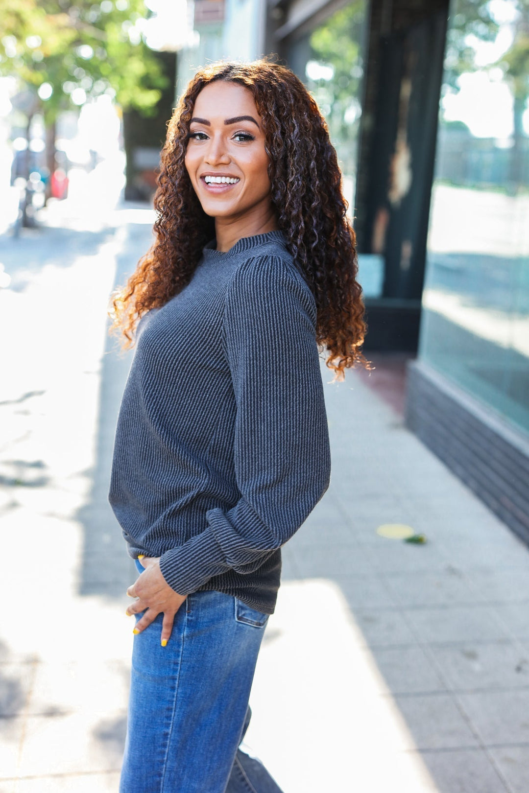 Stilla | Chemise Everyday Med Lange Ærmer I Antracitfarvet Ribbebind Med Mineralvask