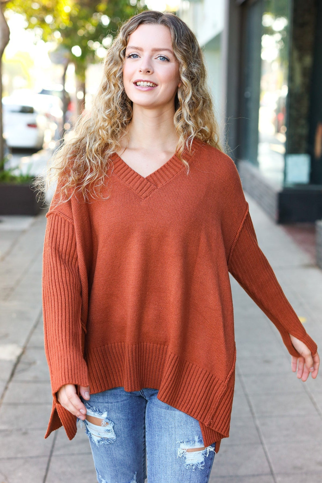 Stilla | Overdimensioneret Pullover Med V-hals I Laid-back-chic Rib-strik I Rustfarve