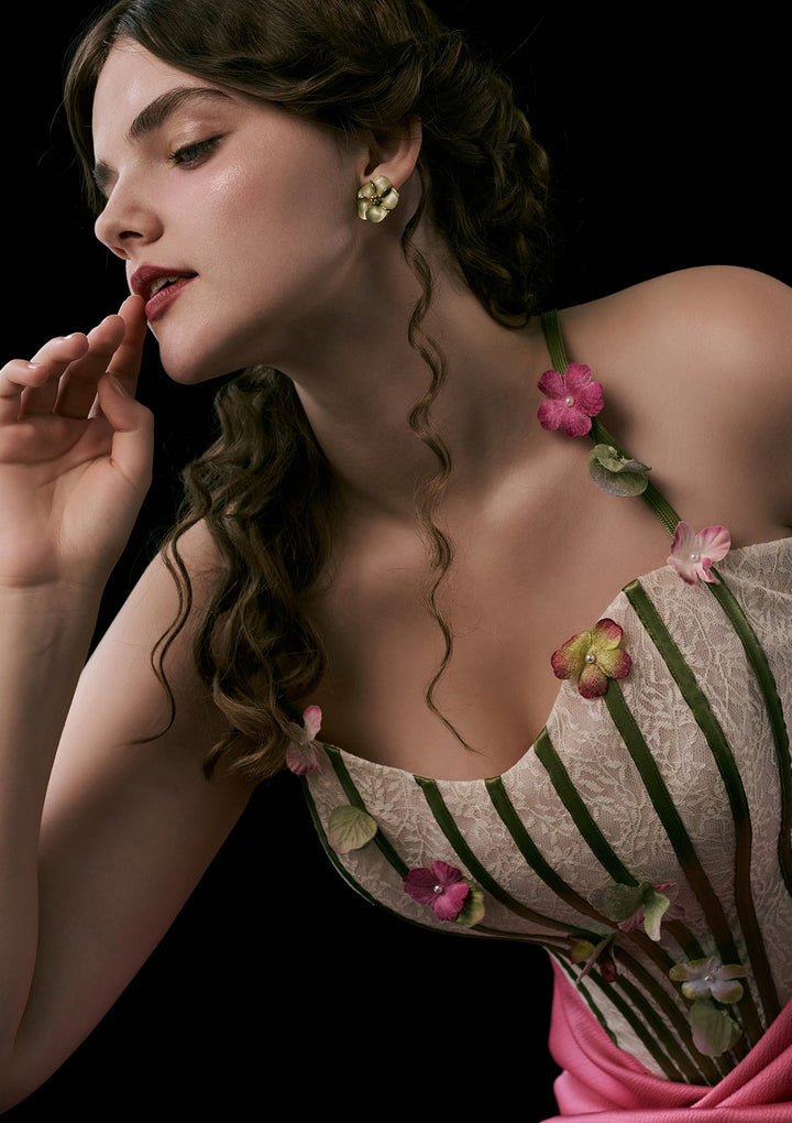 Stilla | Plus Flower Vine Phantom Corset Dress