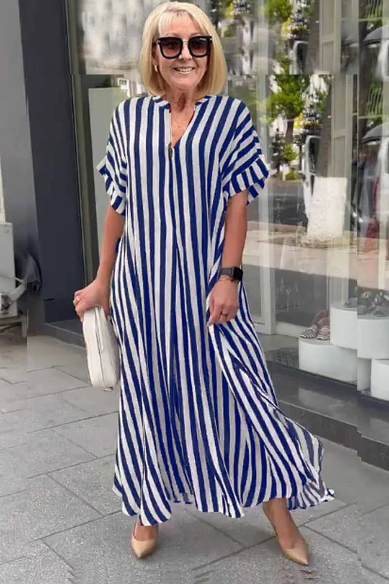 Stilla | Boho Kjole Med Korte Ærmer og Splittet Stribet Cardigan