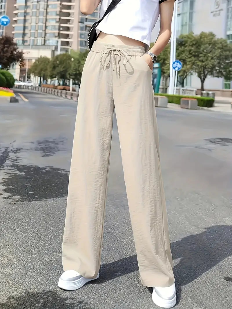 Stilla | Elegant, Høje Beige Bukser Med Lige Ben Og Snøring.