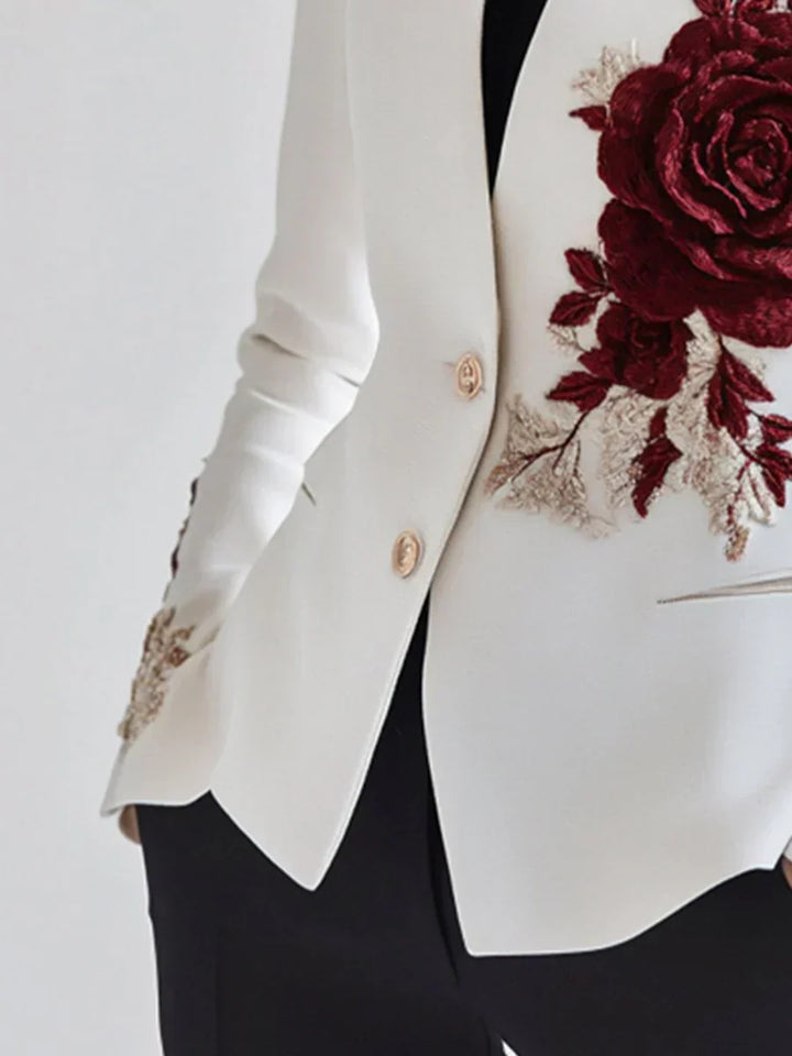 Stilla | Elegance af den rosa hvide frakke