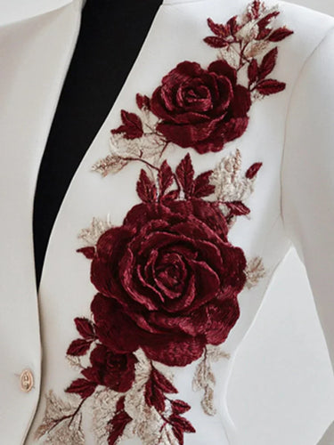 Stilla | Elegance af den rosa hvide frakke