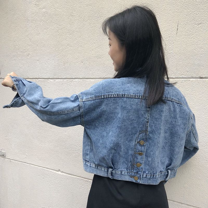 Dame trendy cropped denim jakke med praktiske lommer Stilla