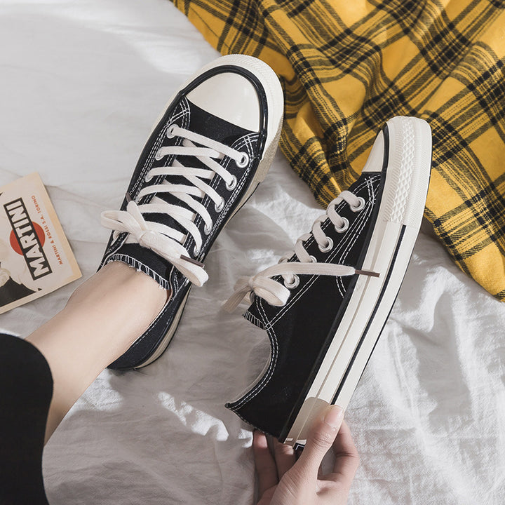 Dame fritids sneakers lavet af robust canvas med moderne design Stilla