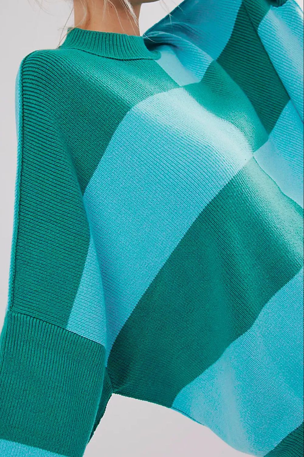 Stilla | Farveblok Pulli med Rund Halsudskæring til en Moderne Stil