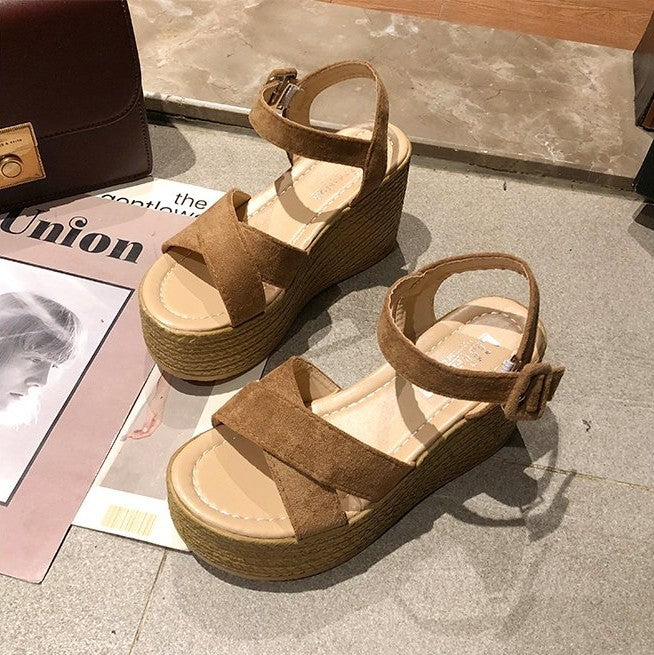 Dame Wedge-sandaler med elastiske remme og skridsikker platform Stilla