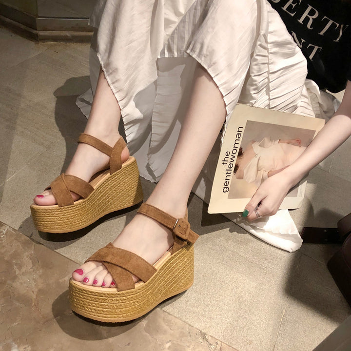 Dame Wedge-sandaler med elastiske remme og skridsikker platform Stilla