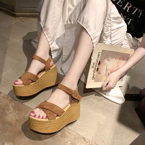 Dame Wedge-sandaler med elastiske remme og skridsikker platform Stilla