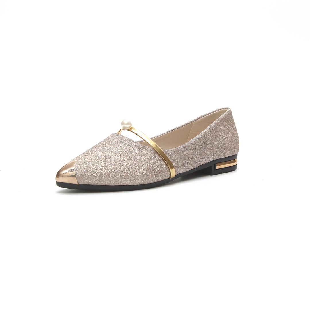 Dame Ballerinas med elegant spids tå og mode smykke-applikation Stilla