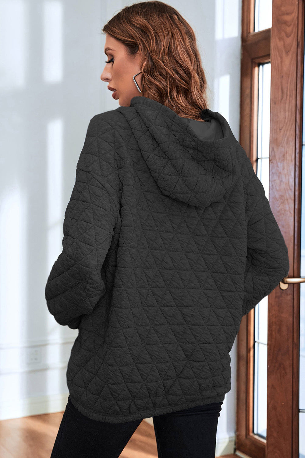 Stilla | Elegant hættepulli til det moderne look