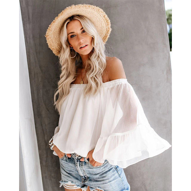 Kvinders bluse med bred ærme og off-shoulder design Skovae
