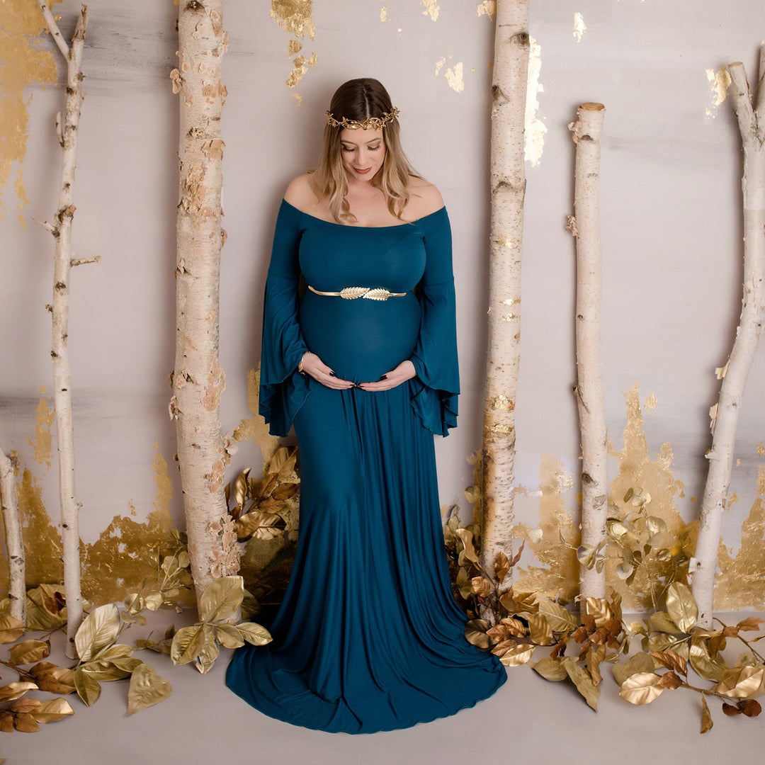 Kvinders graviditet maxi kjole med off-shoulder design og flydende ærmer Skovae
