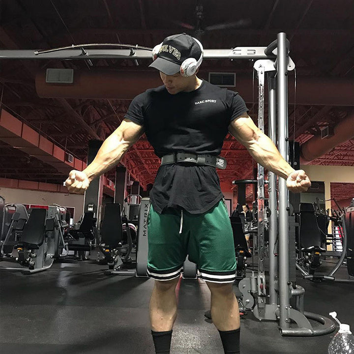 Herrer Sporty Træningsshorts med åndbart mesh-materiale og sidelommer med lynlås Stilla