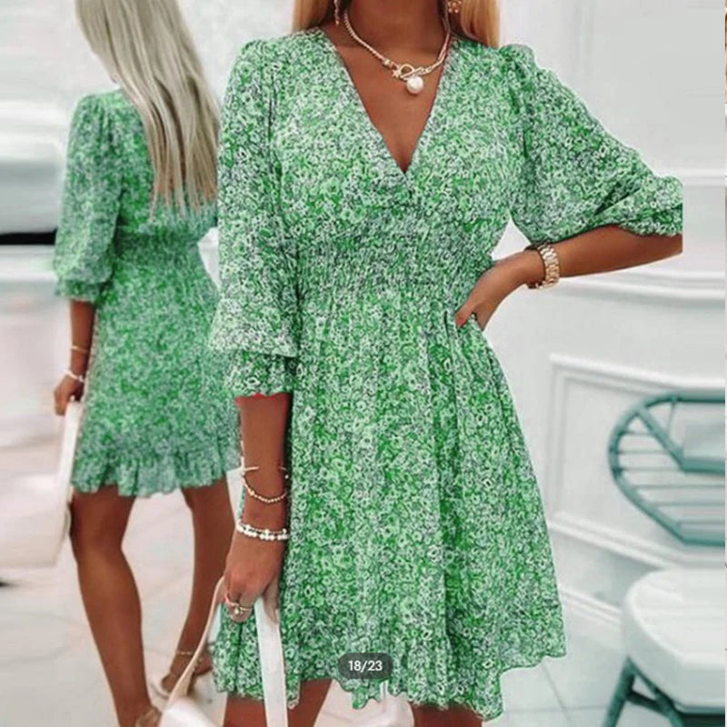 Stilla | Ibiza Komfortabel Kjole med Blomsterprint til Kvinder