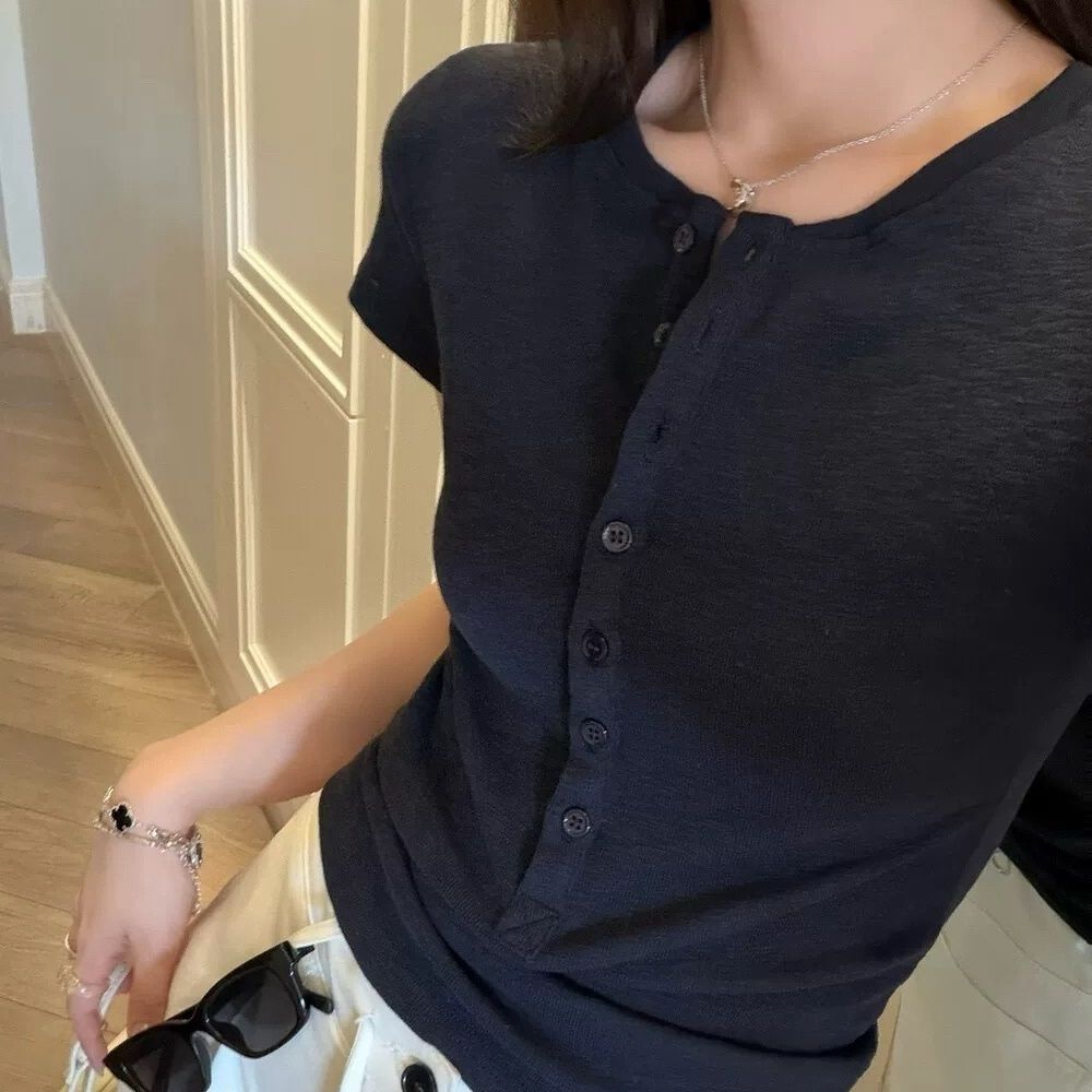 Damer Kortærmet T-shirt med knappeliste Slim Fit