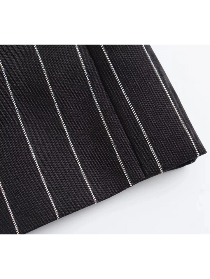 Stilla | Stribet Blazer Til Damer, Perfekt Til Et Kontor Look