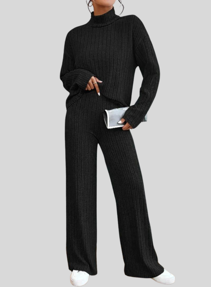 Stilla | Strikbukser og Sweater