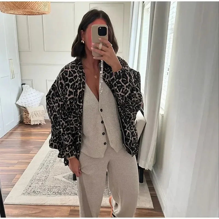 Stilla | Modern Elegant Letvægts Kvindejakke