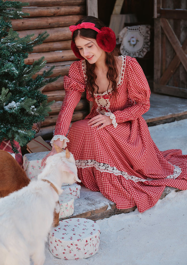 Stilla | Plus Ange Berry Cottage Kjole