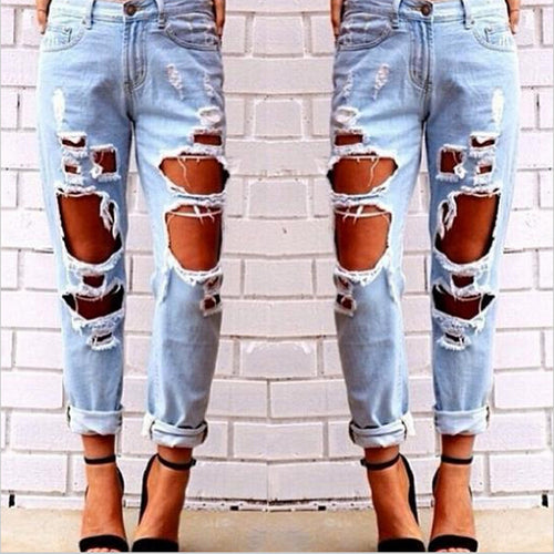 Dame Boyfriend-jeans med iøjnefaldende ødelæggelser og moderigtigt flair Stilla