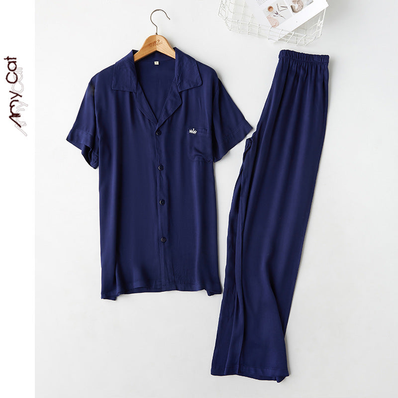 Dame Pyjama-sæt lavet af silkeblød viskose med elegant knapliste og let snit Stilla