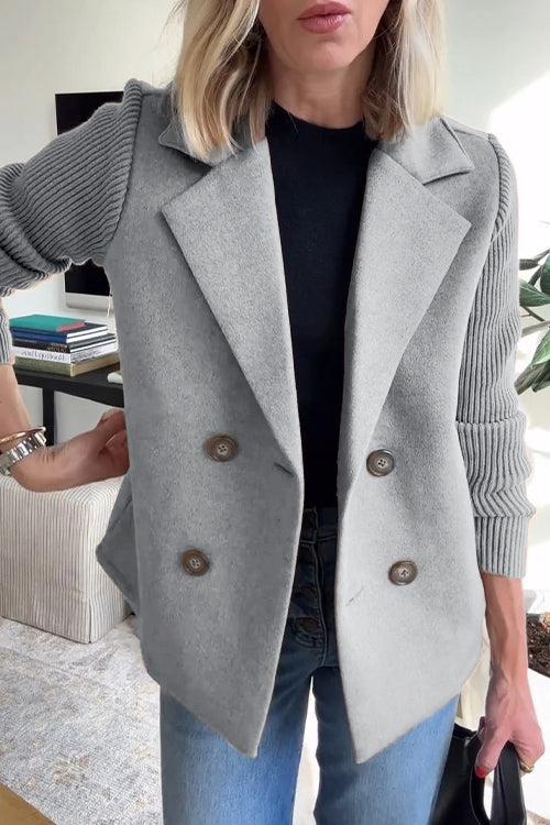 Stilla | Elegant blazer med strikærmer