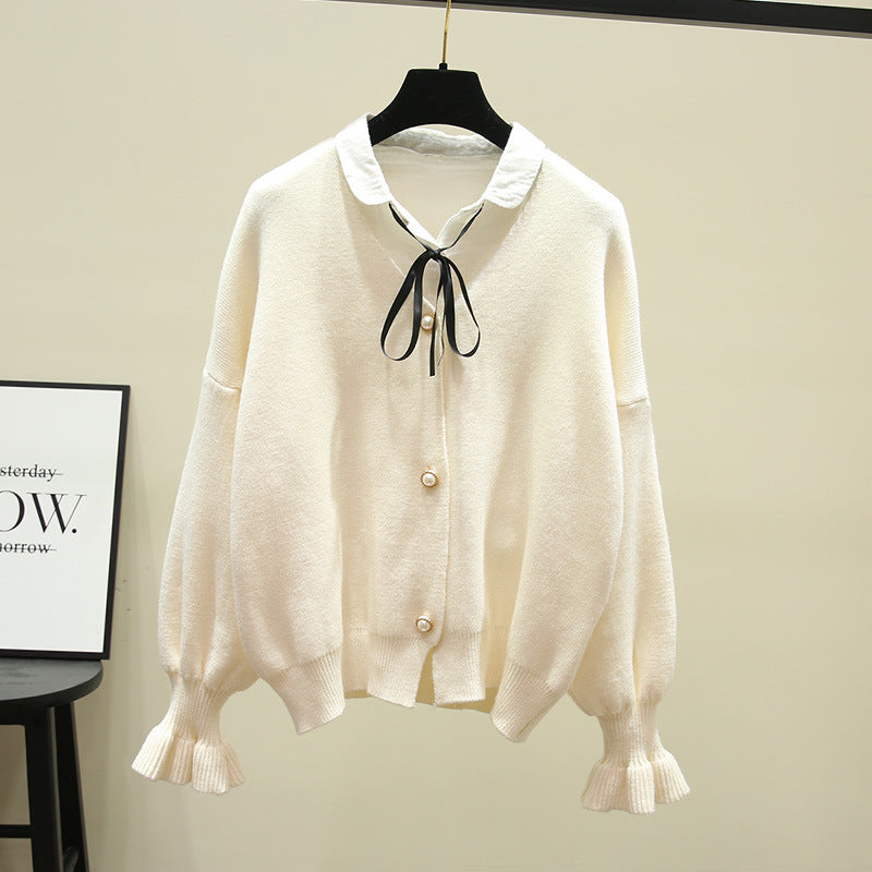 Femme Cozy Button-Up Strikcardigan med Perledetail Stilla