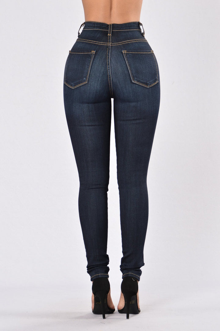 Dame Højtaljede Skinny Jeans med justerbare stropper og elegant pasform Stilla