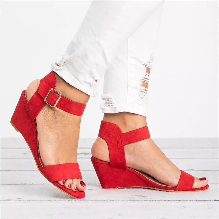 Dame Wedge-sandaler med elegant rem-design og komfortabelt fodseng Stilla