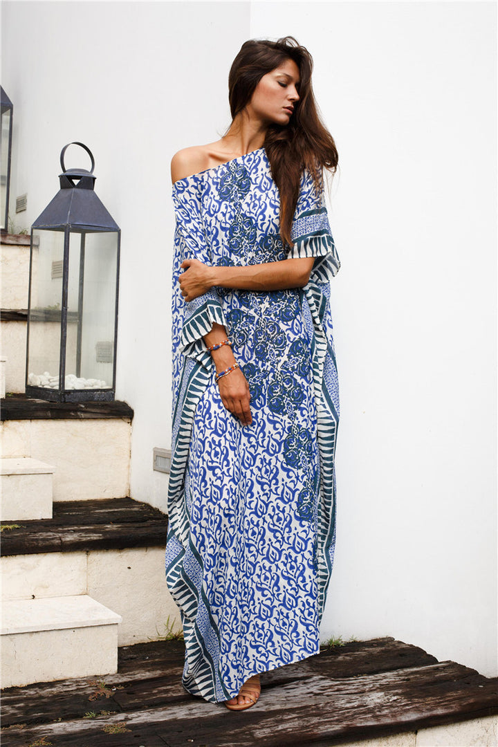 Dame kaftan med elegant blomstermotiv og luftig silhuet Stilla