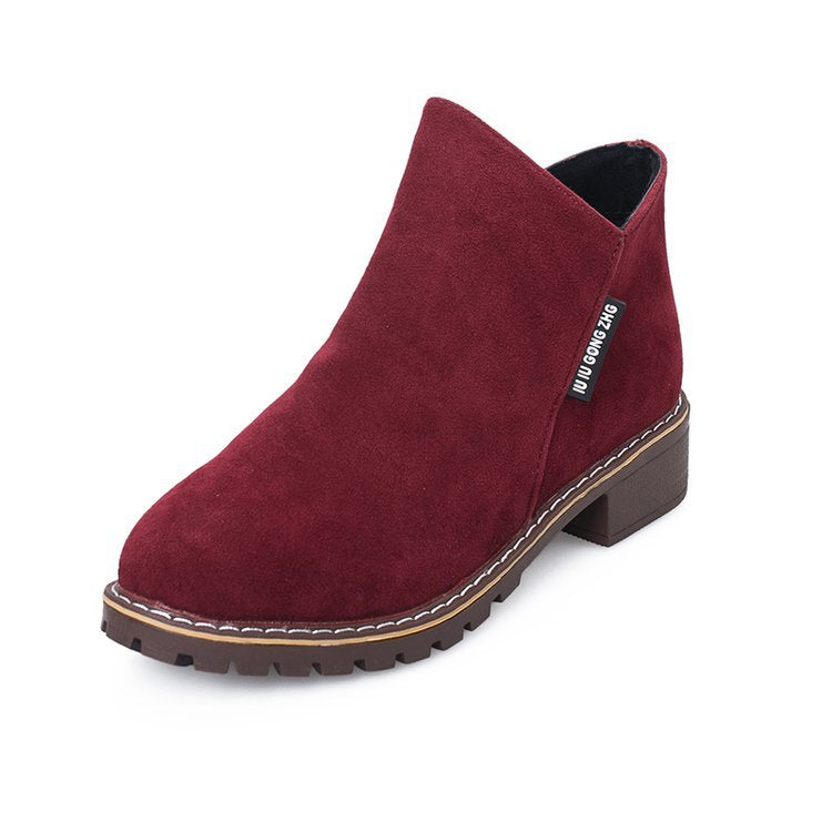 Dame elegante Ankle Boots med moderigtigt velourleder og robust profil Stilla
