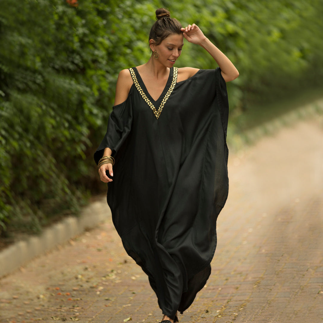 Dame Kaftan med elegante applikationer og bred snit Stilla
