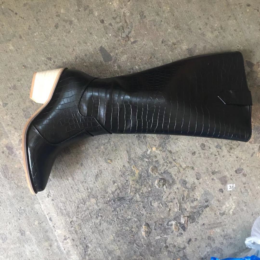 Dame Overknee Støvler med moderne Krokodille-Design og elegant Blokhæl Stilla
