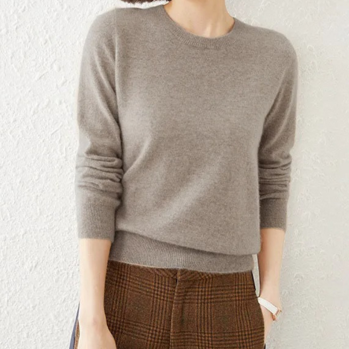 Stilla | Komfortabel Sweater med Klassisk Silhuet