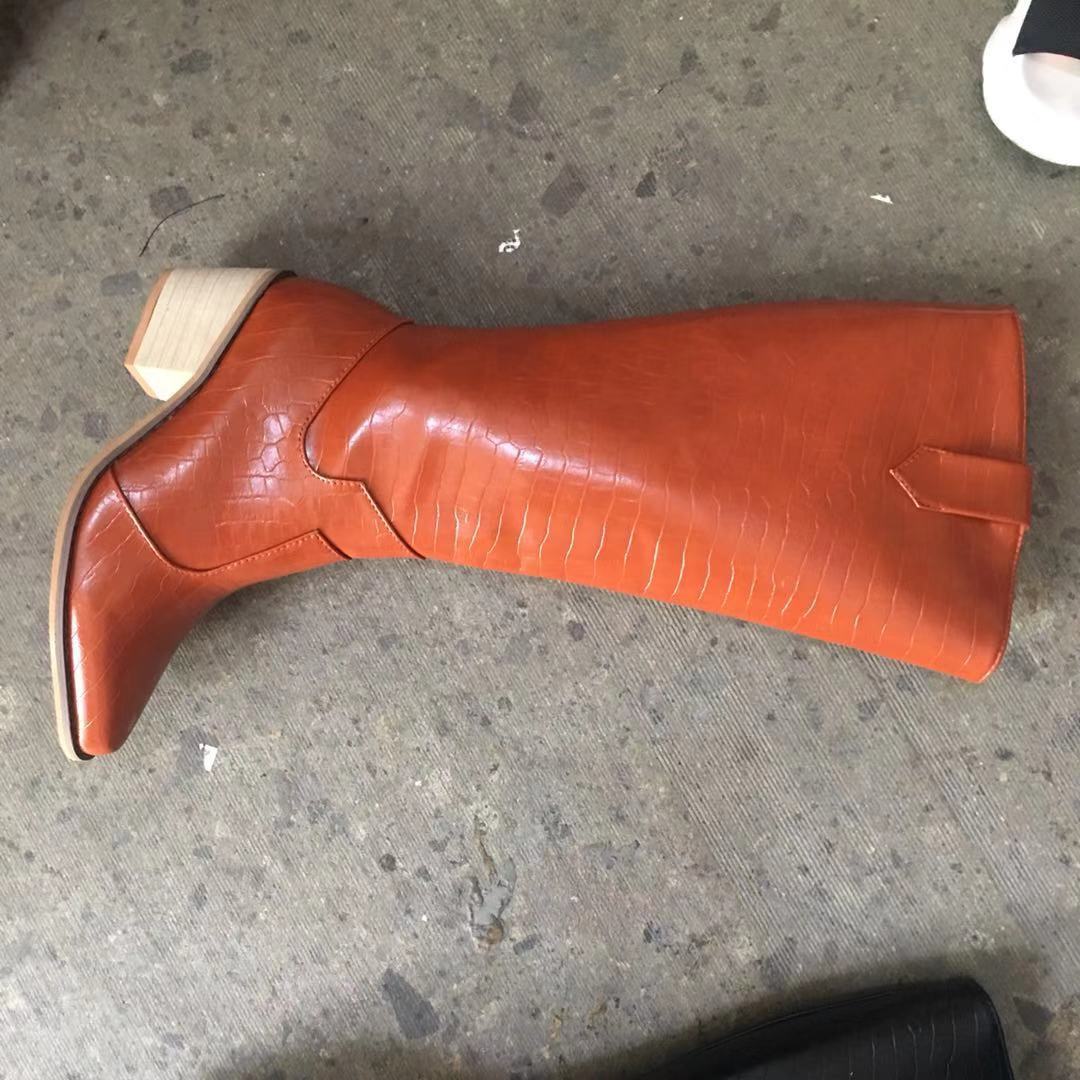 Dame Overknee Støvler med moderne Krokodille-Design og elegant Blokhæl Stilla