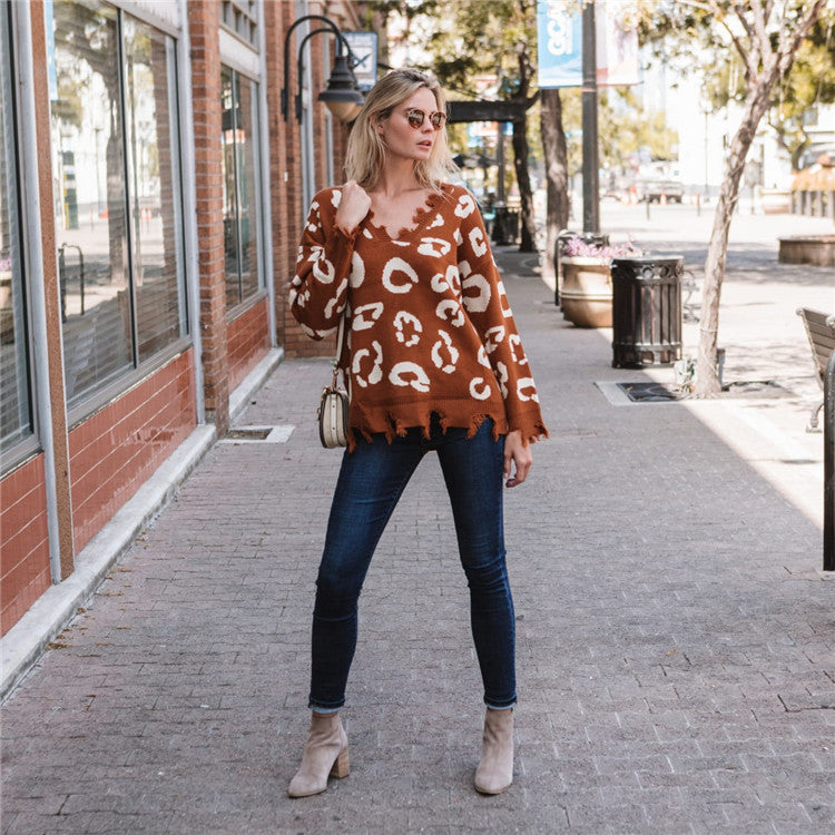 Dame moderigtig strikpullover med afslappet batiklook og frynset kant Stilla