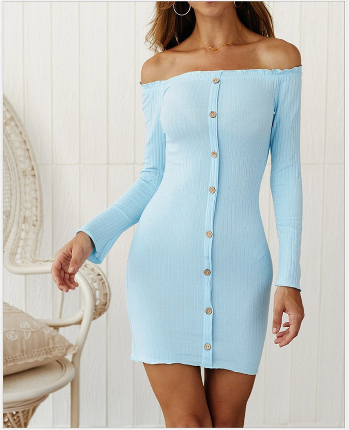Dame Off-Shoulder Kjole med knapdetaljer og figursyet snit Stilla