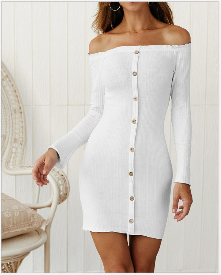 Dame Off-Shoulder Kjole med knapdetaljer og figursyet snit Stilla