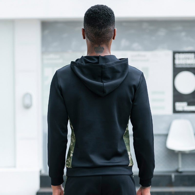 Herrer Sport hoodie med innovativ camouflage sideindsats og åndbare egenskaber Stilla